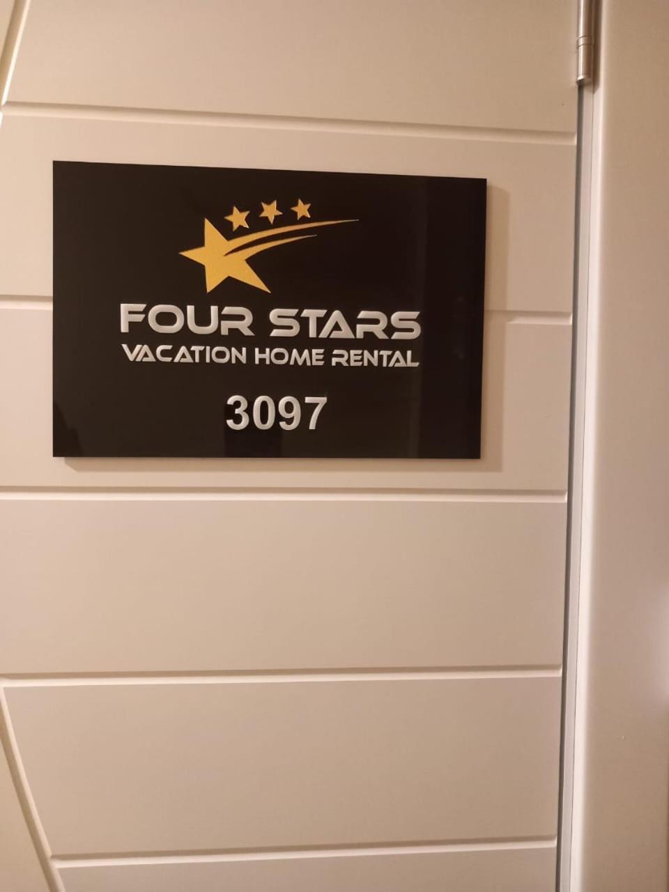 Four Stars Hostel Dubai Exterior foto