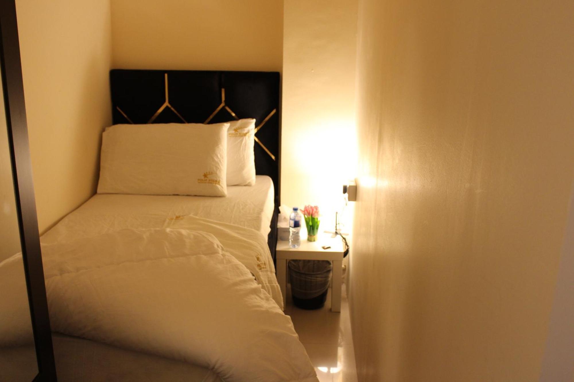 Four Stars Hostel Dubai Exterior foto